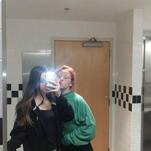 Meet your Posher, Dakota